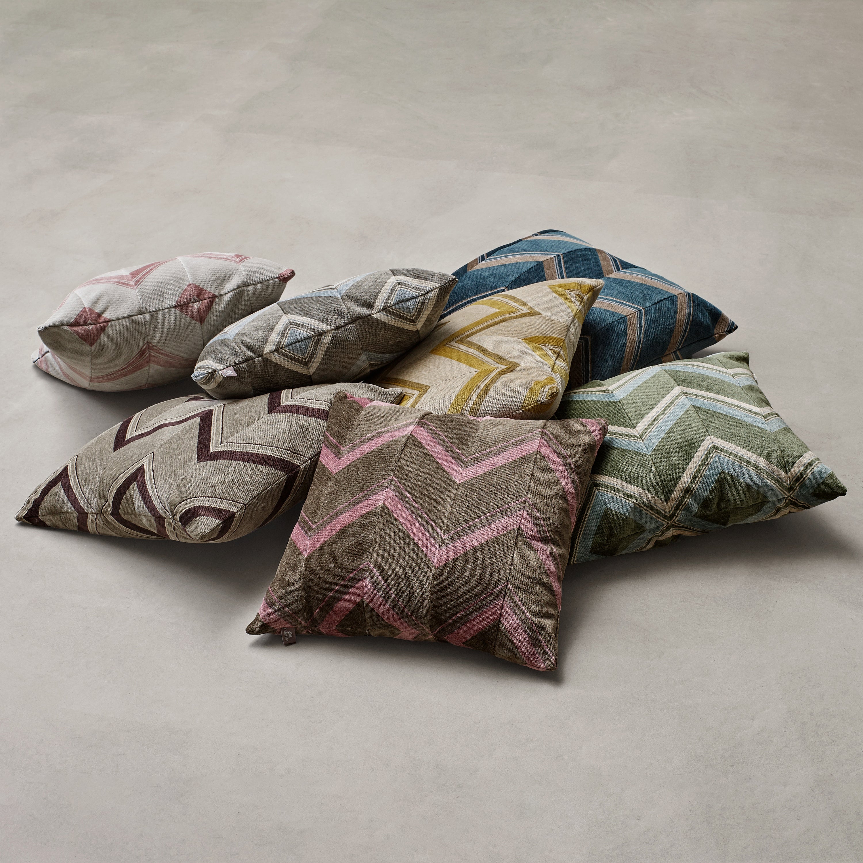 Thumbnail 11